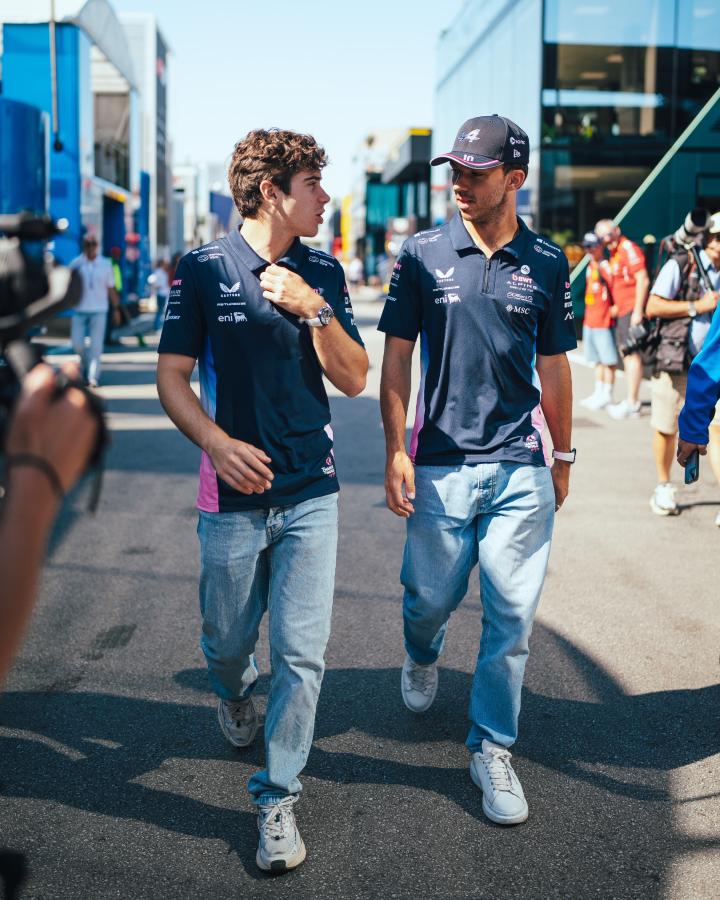 Imagen Colapinto y Gasly, la dupla que le busca la vuelta a los autos de Alpine.