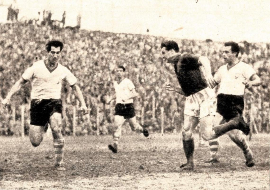 El tercero de San Lorenzo. Muy buena jugada de Sanfilippo. La terminó en cruce a Boggio, que rebasó a Arredondo y llegó mucho antes que Vidal.
