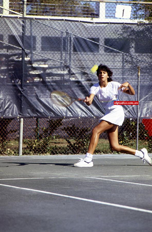 Imagen 1984. Diciembre. Sabatini en el Orange Bowl, el prestigioso torneo de tenis junior. 