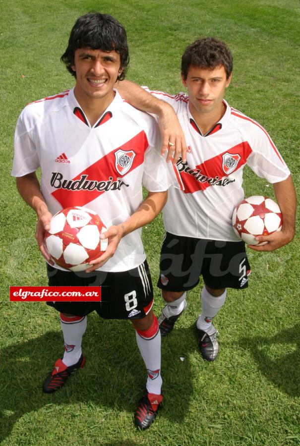 Imagen Dos amigos, que además, se complementan muy bien en la cancha.