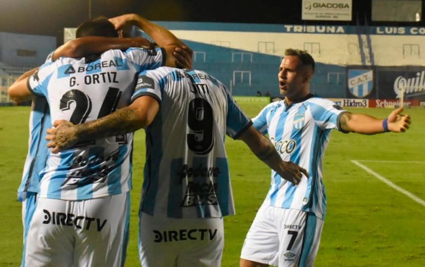 Atletico Tucuman Le Puso Un Freno A Velez El Grafico