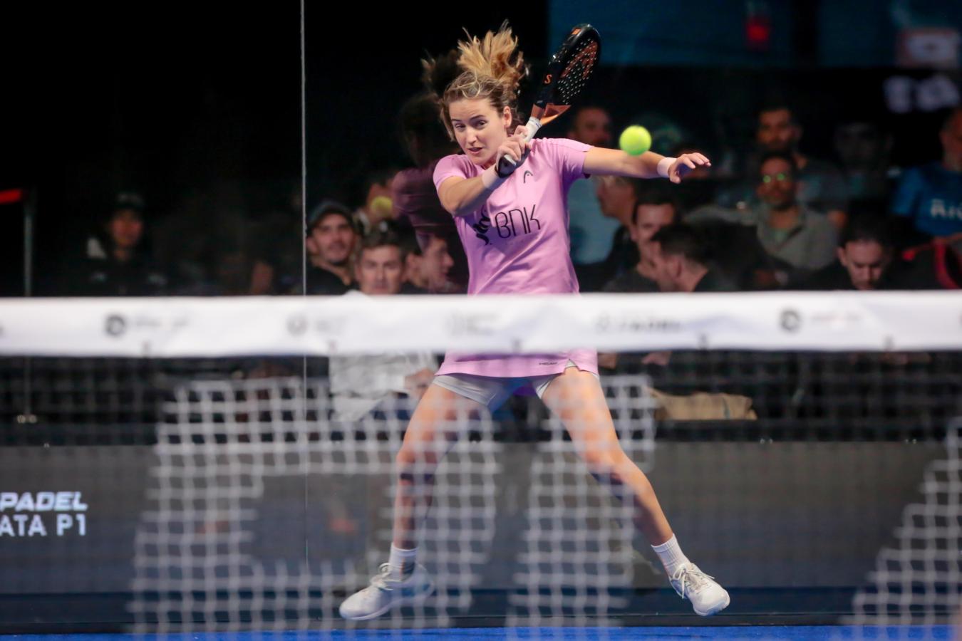 Imagen Ariana Sánchez, en acción en el Polideportivo Islas Malvinas.