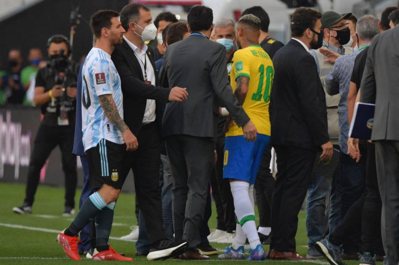 Imagen Brasil-Argentina, suspendido a los 5' por autoridades de San Pablo 