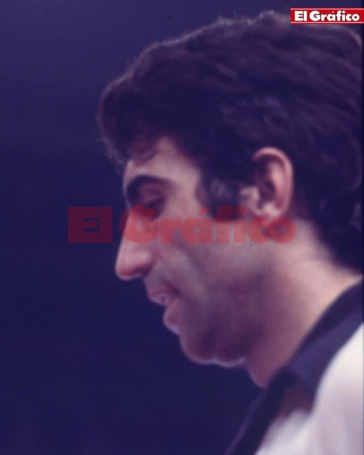 Imagen Manuel Orantes, el perjudicado por el triunfo de Vilas con apendicitis.