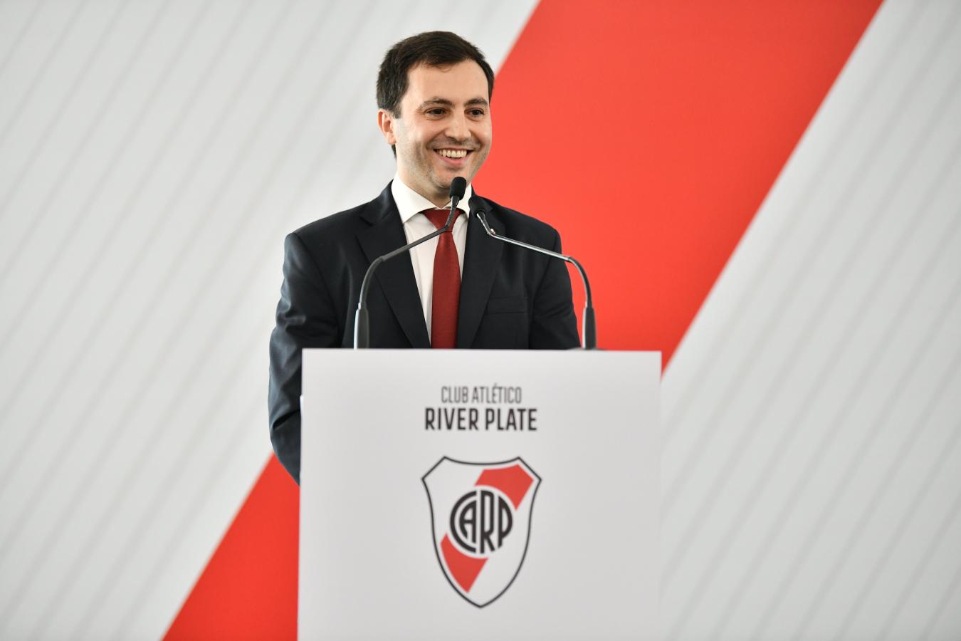 Imagen de Stefano Di Carlo asumió la presidencia en River y habló del presente deportivo del club