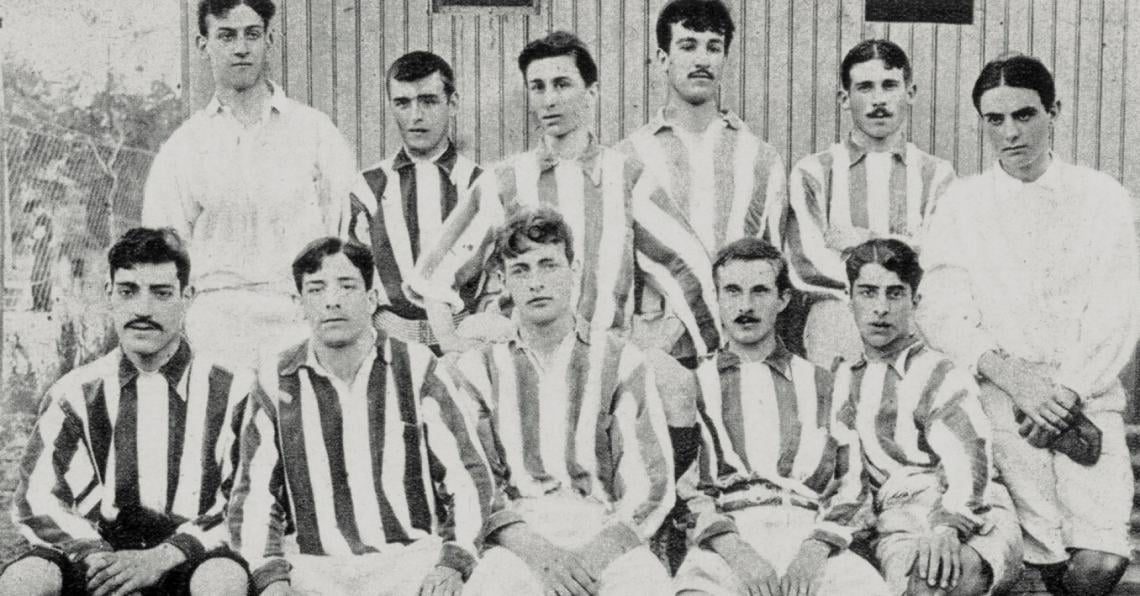 1904. Estudiantes de Buenos Aires | El Gráfico