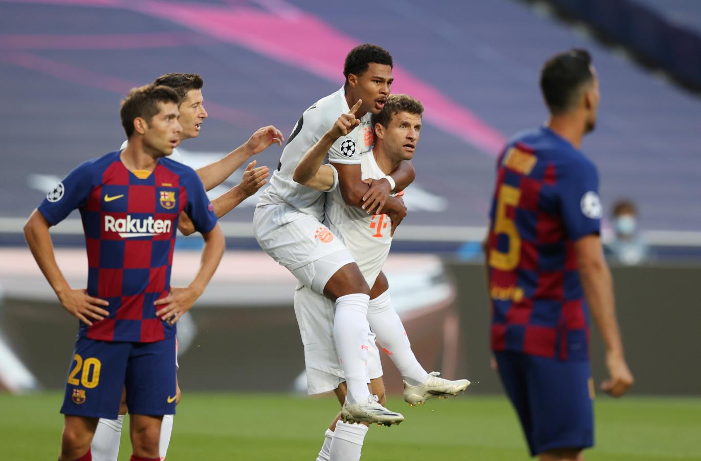 Imagen El alemán, figura excluyente en el 8-2 de Bayern Munich contra Barcelona.