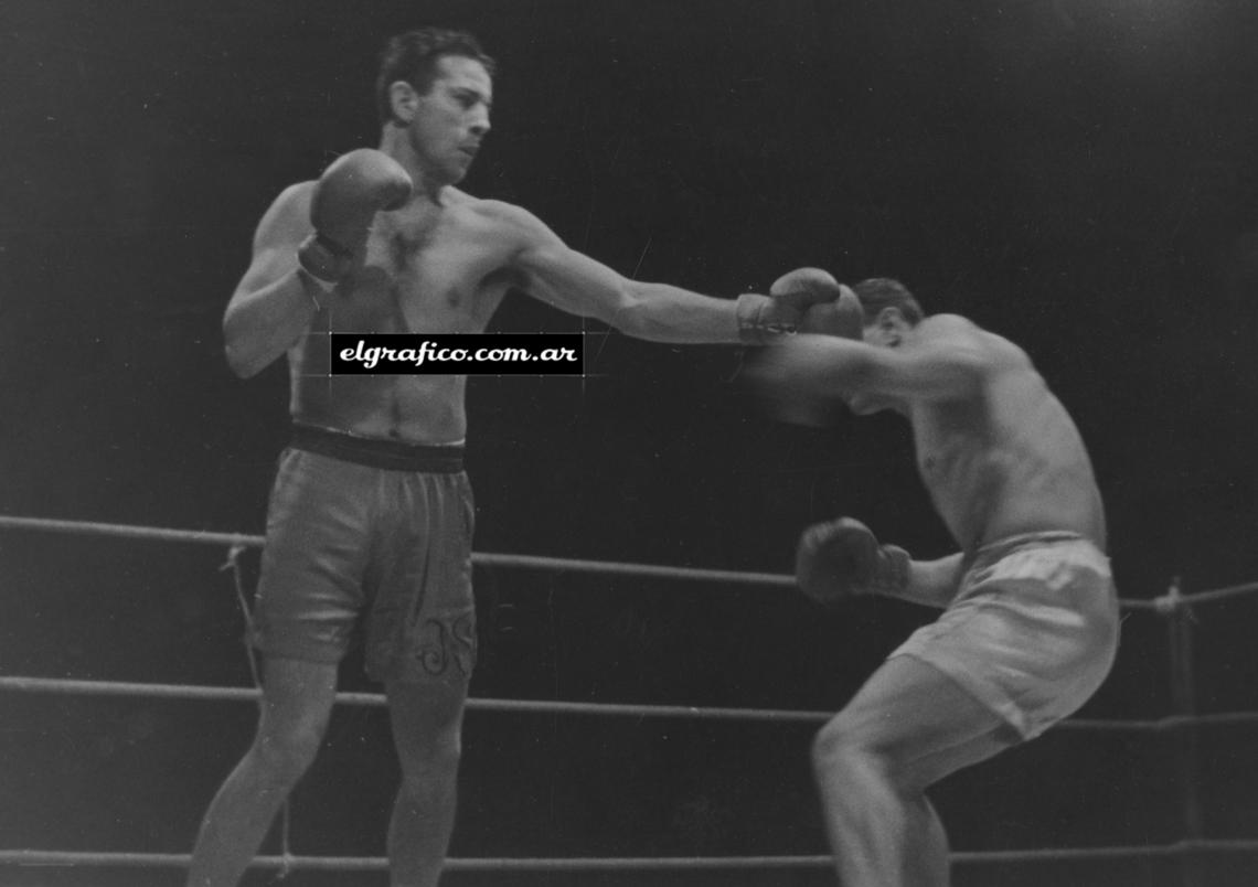 Tres años después de la derrota con Peralta, el 6 de octubre de 1935, atacado de tuberculosis, rescindido su contrato con Lectoure y en manos de oportunistas, Suárez reapareció en el Parque Romano tratando de hacerle frente a su viejo amigo Juan Pathenay. La lucha la terminó el árbitro en el 8° round por la evidente falta de interés de Pathenay en castigar al pobre “Torito”.