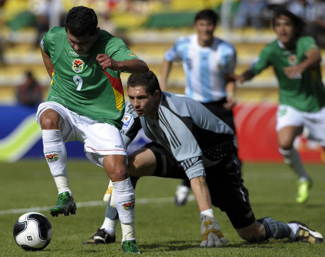 Primera derrota dolorosa de Maradona como DT. 6 a 1 abajo en La Paz.