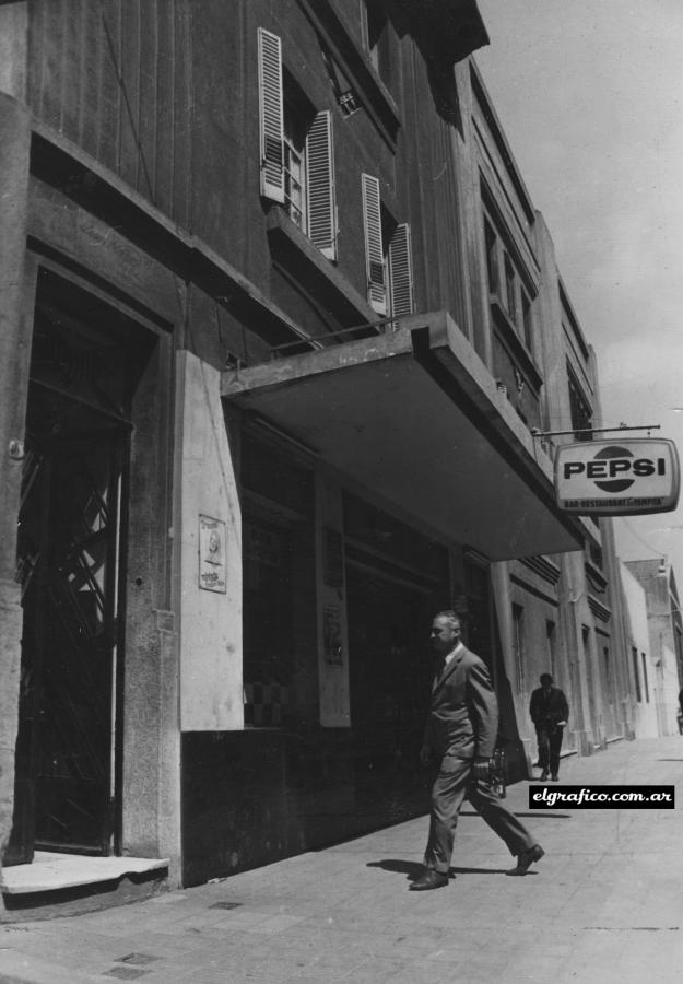 Imagen La casa de antes. Blanes 40, allá en La Boca, frente al Riachuelo...