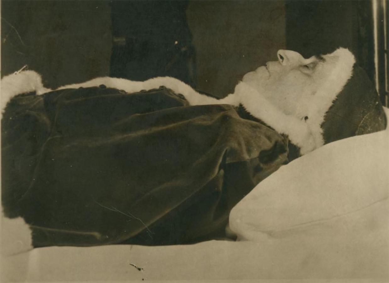 Imagen Pío XII murió en 1958 y Avellino subió a cuarta división.