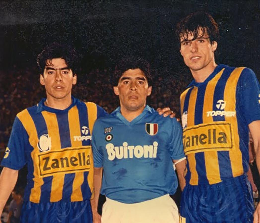 Maradona, el artífice del amistoso con Central en Nápoles.