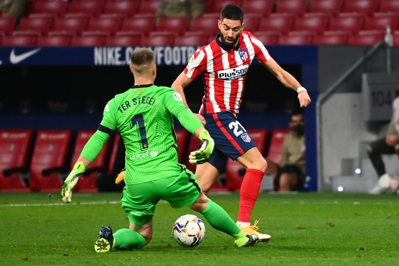 Error de Ter Stegen, gol de Ferreira Carrasco. El Atlético fue superior. Foto: Gabriel Bouys (AFP)