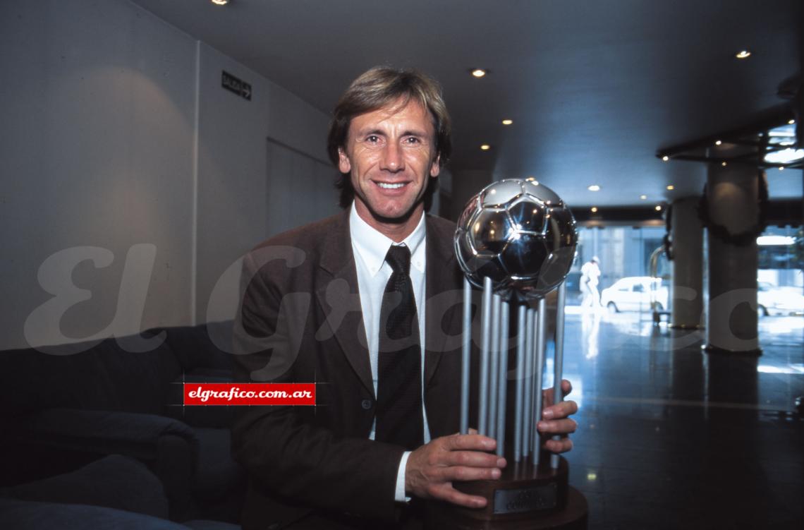 Imagen Con la Copa Conmebol, único título internacional de la historia de Talleres, la ganó en 1999 venciendo en la final por penales al Alagoano. Con la T también logró un ascenso.