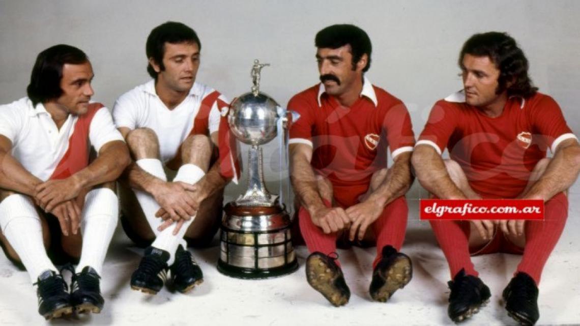 Imagen Perfumo, Mas, Pavoni, Semenewicz y la Libertadores, una copa que se le negó en River.