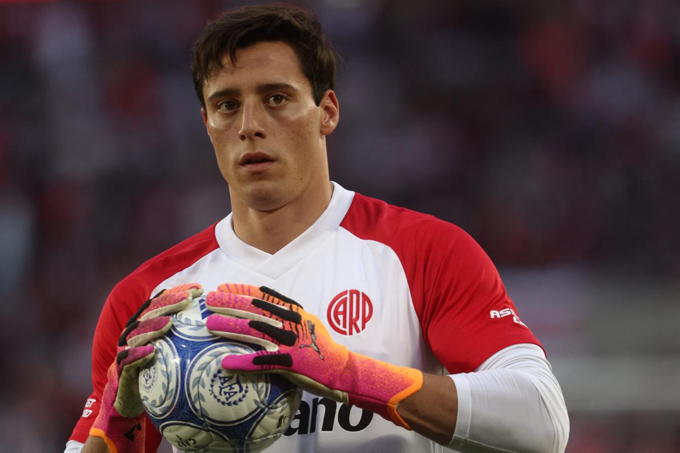 Imagen de Beltrán aparece en los planes de Atlético de Madrid y River decidió renovarle a Centurión