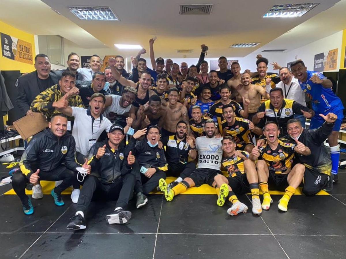 Imagen ¡Feliz noche, AURINEGROS! @DvoTachira