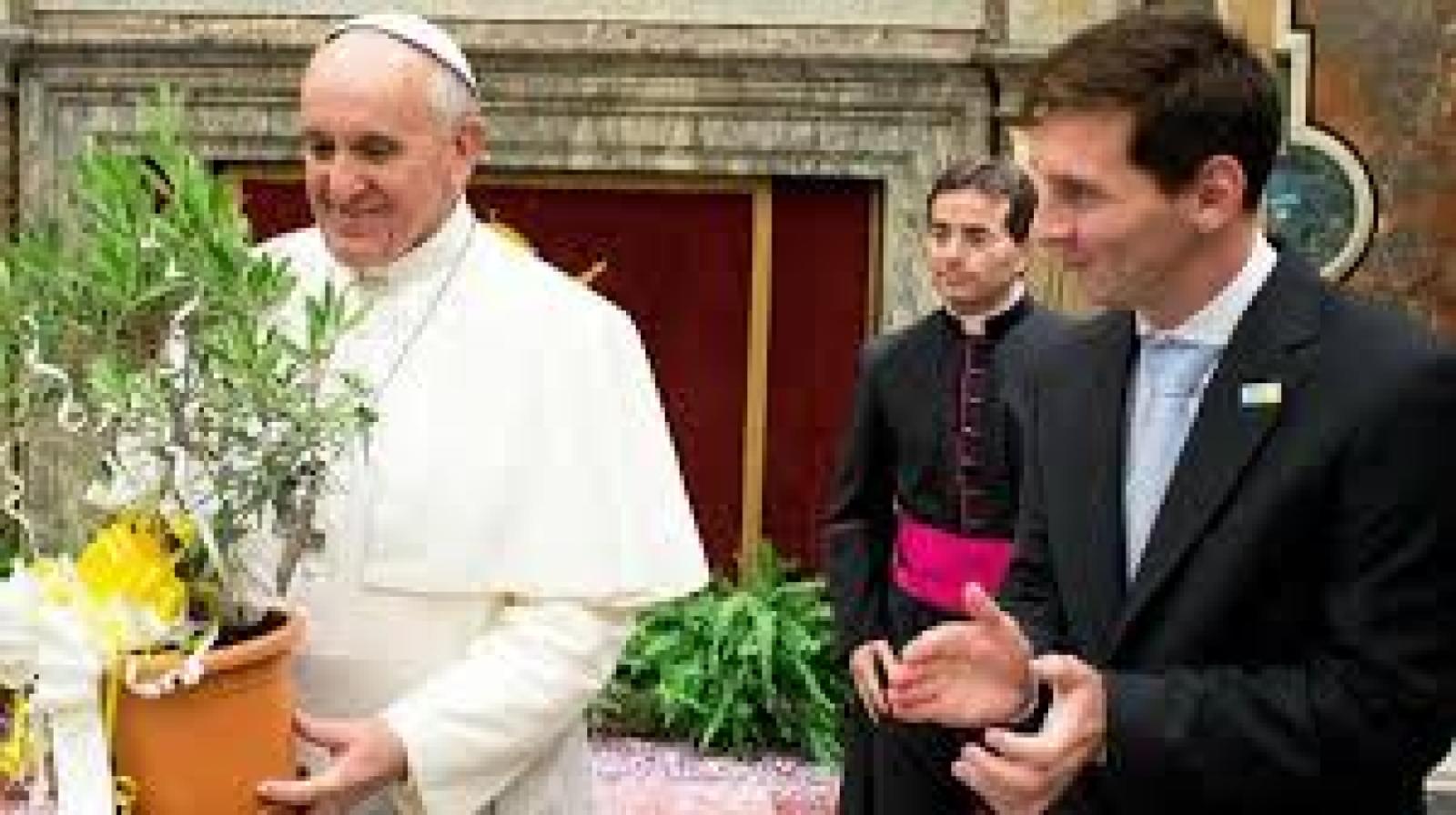 Imagen Lionel Messi y su encuentro con el Papa fallecido este lunes.