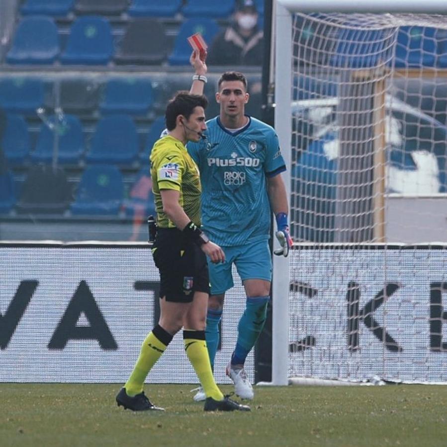 Imagen Juan Musso fue expulsado en la derrota de Atalanta