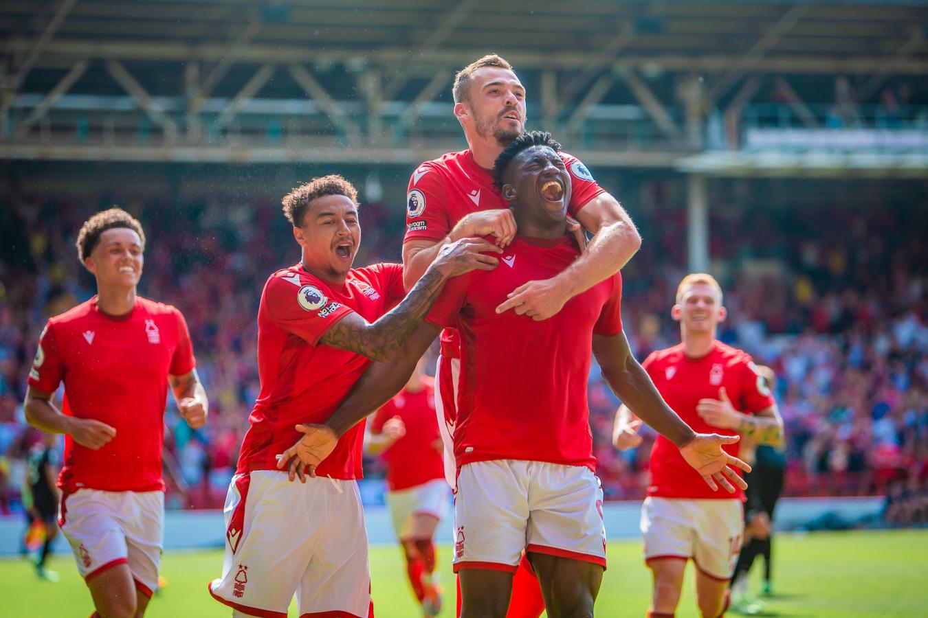 El regreso de un histórico Nottingham Forest ganó en la Premier League