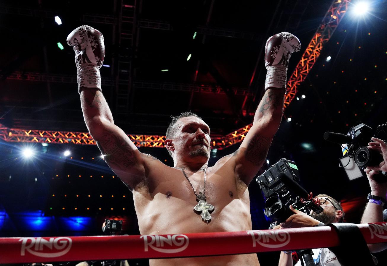 Imagen Oleksandr Usyk se impuso en Wembley de manera categórica.