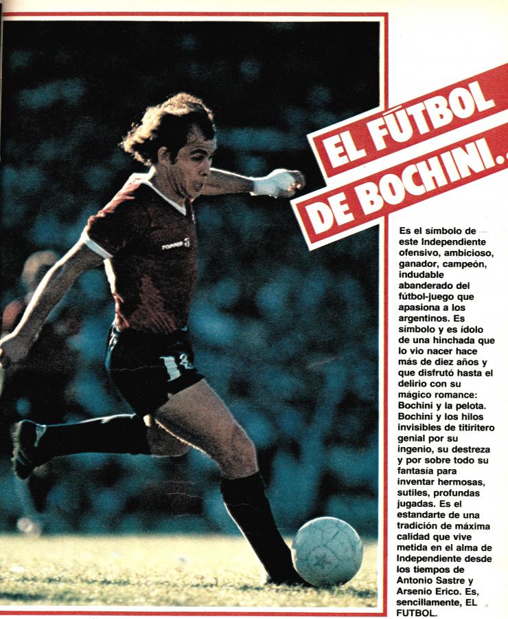 Imagen EL FÚTBOL DE BOCHINI. Esta fue la primera página de El Gráfico, del 27 de diciembre de 1983. Bochini conquistaba su tercer campeonato local a los 29 años.