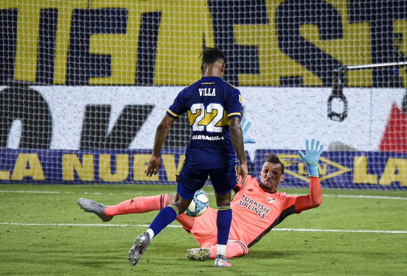 Imagen El gol más importante de Villa fue en el 2-2 vs. River por la Copa Maradona