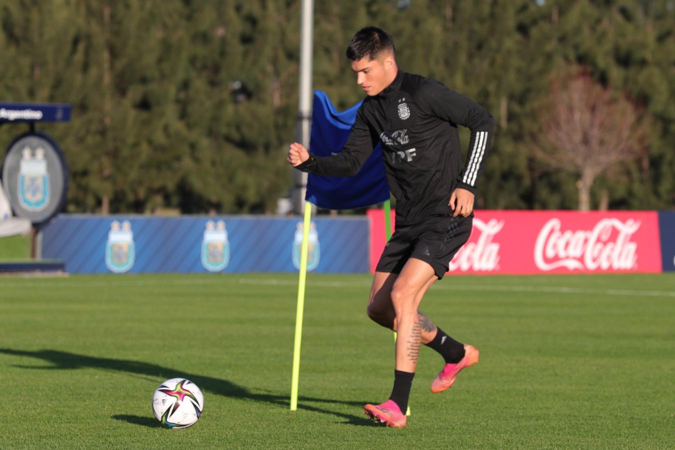 Joaquín Correa, otro de los que no actuaron ante Chile, podría aparecer frente a Colombia. Foto: @Argentina