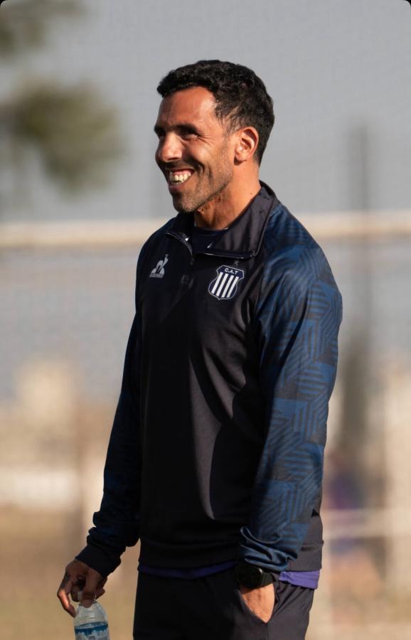 Imagen Carlos Tevez ya comenzó su ciclo en Talleres tras la renuncia de Diego Cocca.