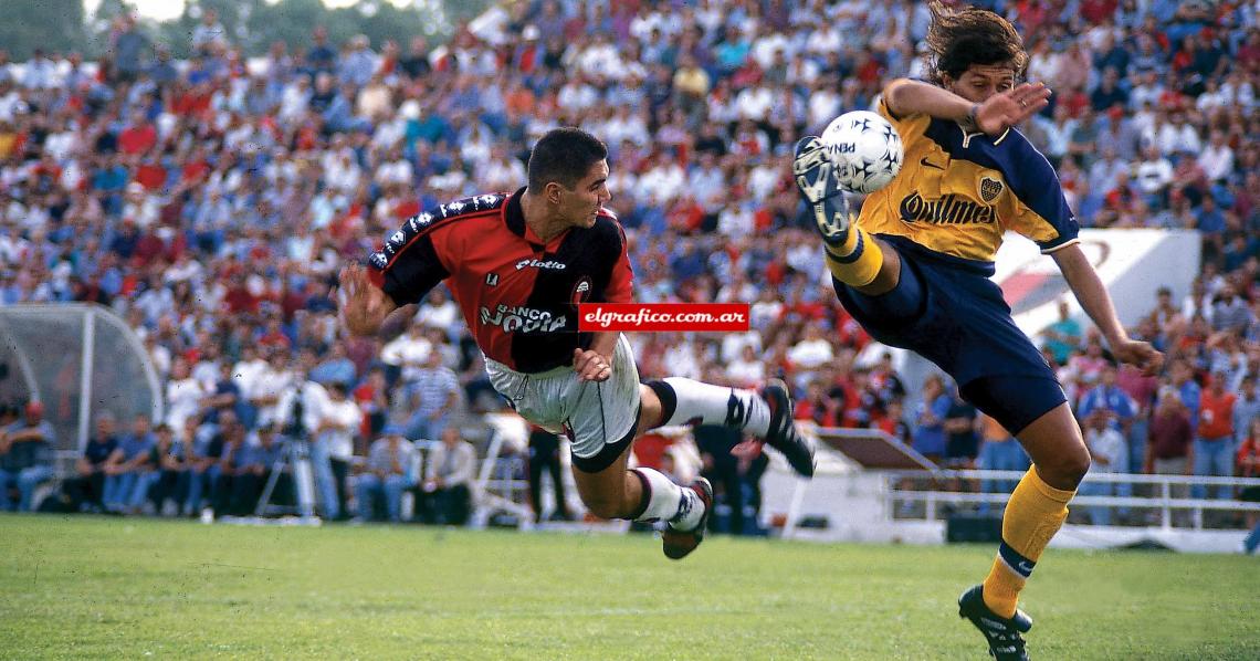 2009 Bichi Fuertes 100x100 El Grafico