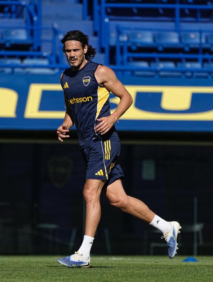 Imagen Cavani podría volver a ser titular contra Racing.