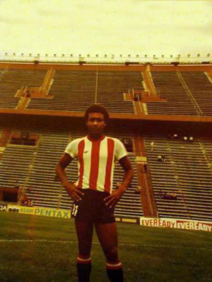 Imagen Custodio Mendes, de Cabo Verde, el primer africano del fútbol argentino.