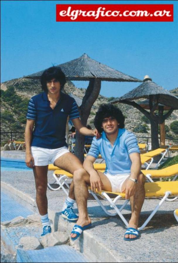 Imagen Ramón Díaz, con Maradona. Juntos conformaron una dupla letal en el Mundial Juvenil 1979. Con los años terminarían distanciados