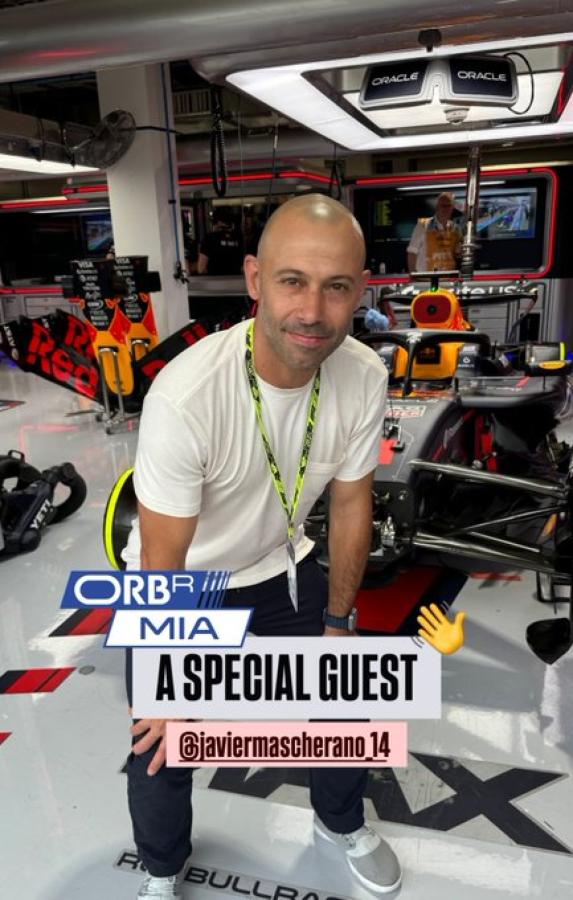Imagen Mascherano estuvo en el box de Red Bull.