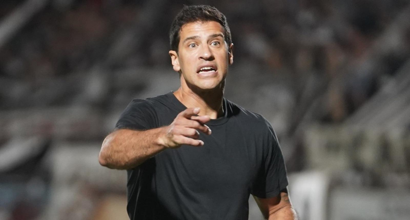 Bienvenido a la hoguera: el crudo diagnóstico de Sebastián Domínguez en su debut como DT | El Gráfico