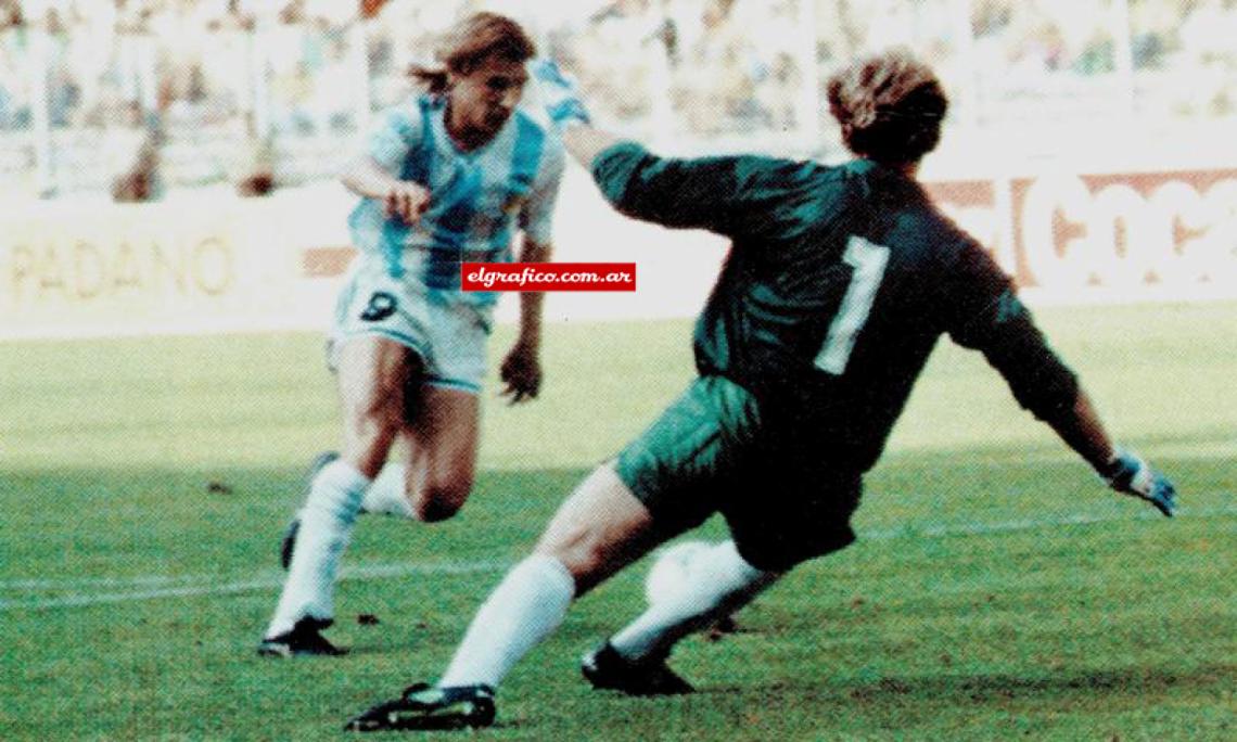 Imagen Gambeteó a Taffarel, sin importarle que enfrentaba al mejor arquero de Brasil en los últimos treinta años.