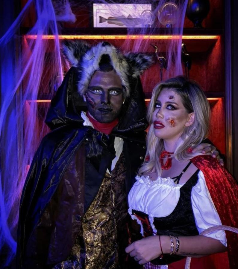 Imagen Mauro Icardi y Wanda Nara participaron de la Noche de Brujas.