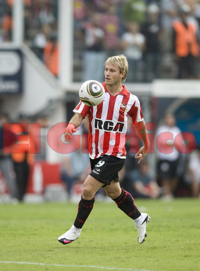 Gastón Fernández y su lugar en el mundo: Estudiantes de La Plata.