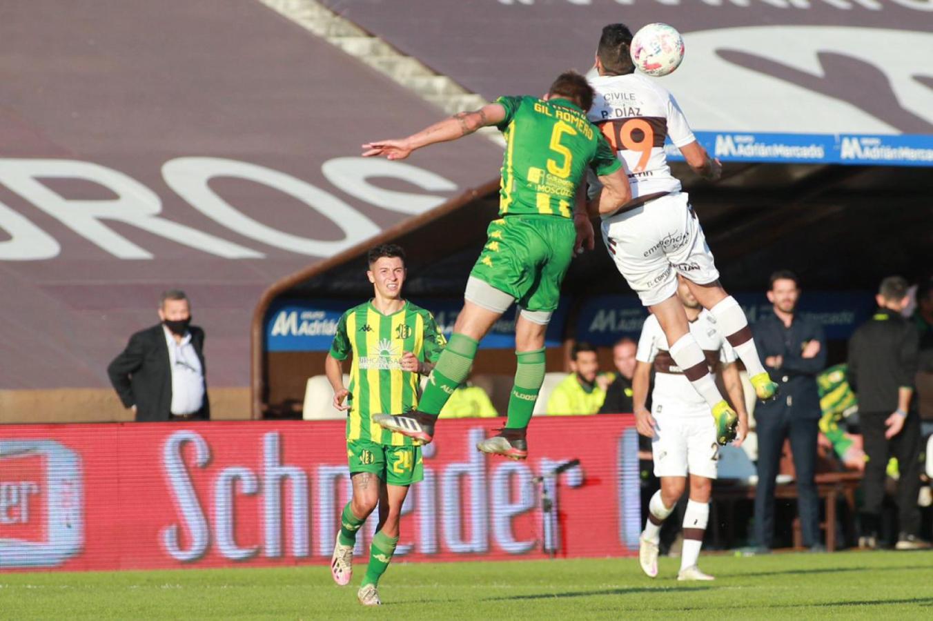 Imagen Duelo aéreo. @caplatense, Gonzalo Colini.