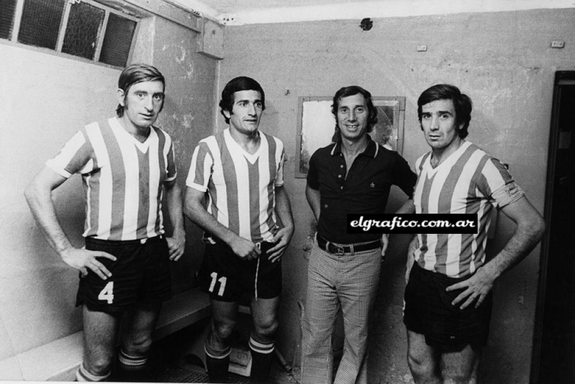 Imagen 1975, con Bilardo de entrenador, y Togneri y Pachamé de compañeros.