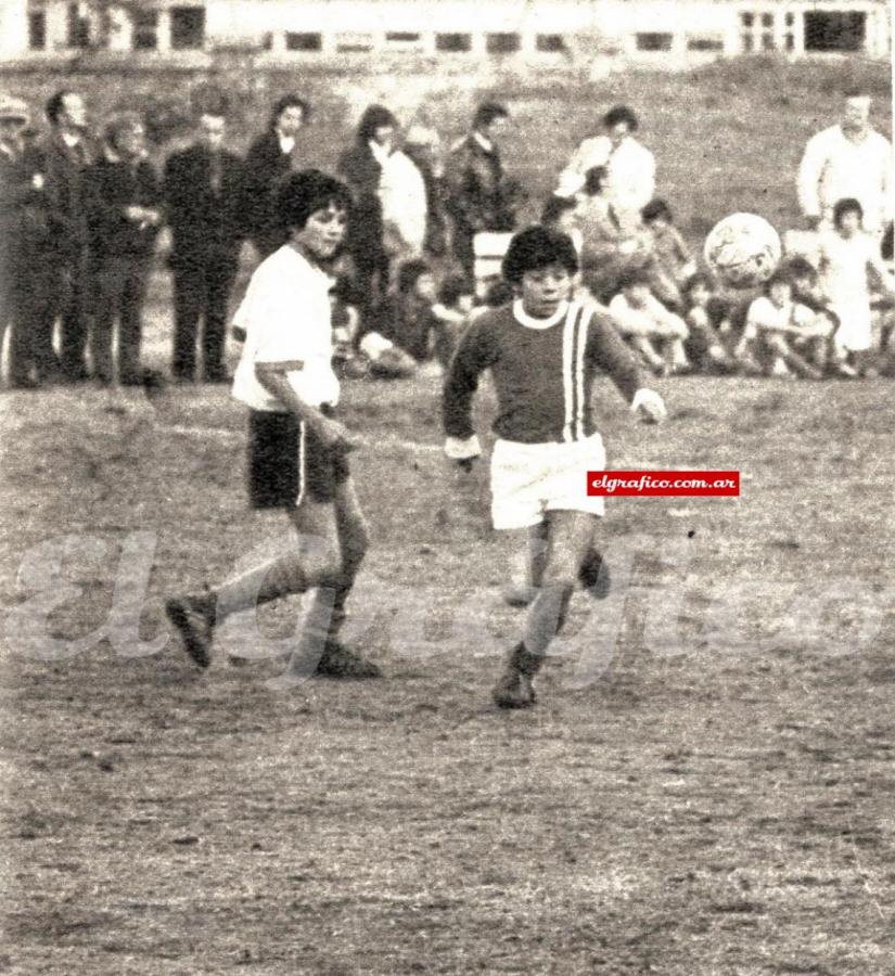 Imagen Diego Maradona. Correntino de doce años. Ya las sabe todas. (epígrafe original)