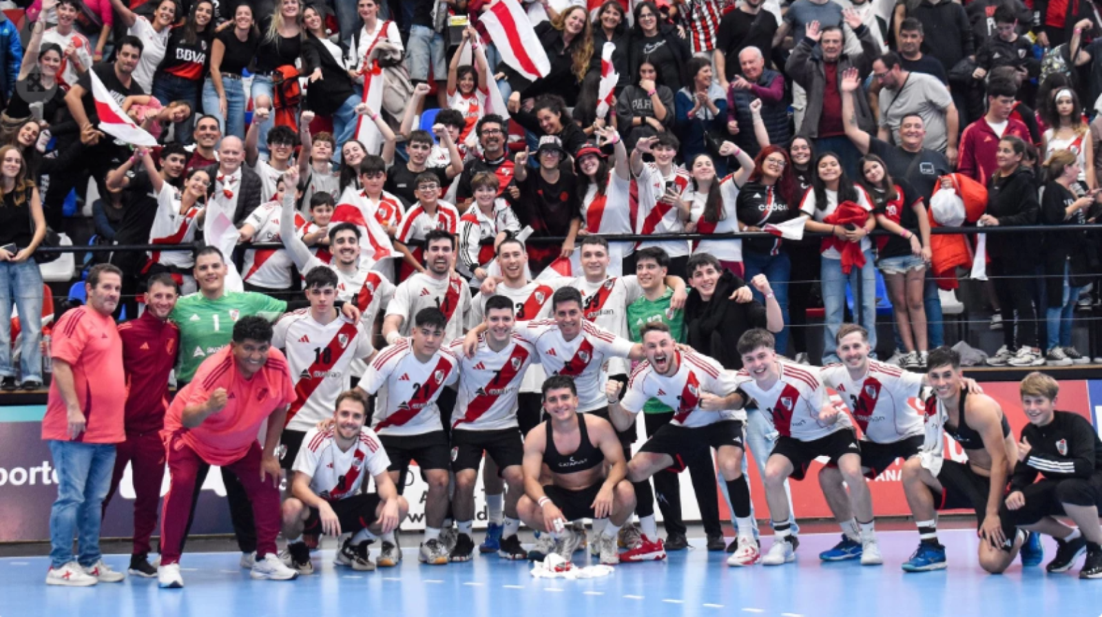 Imagen River ganó el primer Superclásico de la historia.