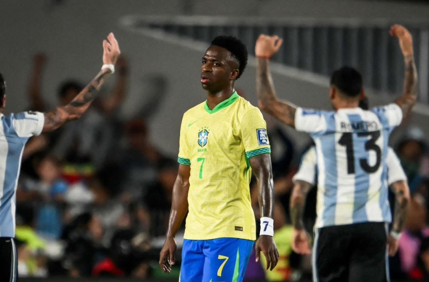 Imagen de "Vini, Vini, bailá conmigo": Qué dijo el Premio The Best sobre la paliza histórica de Argentina sobre Brasil