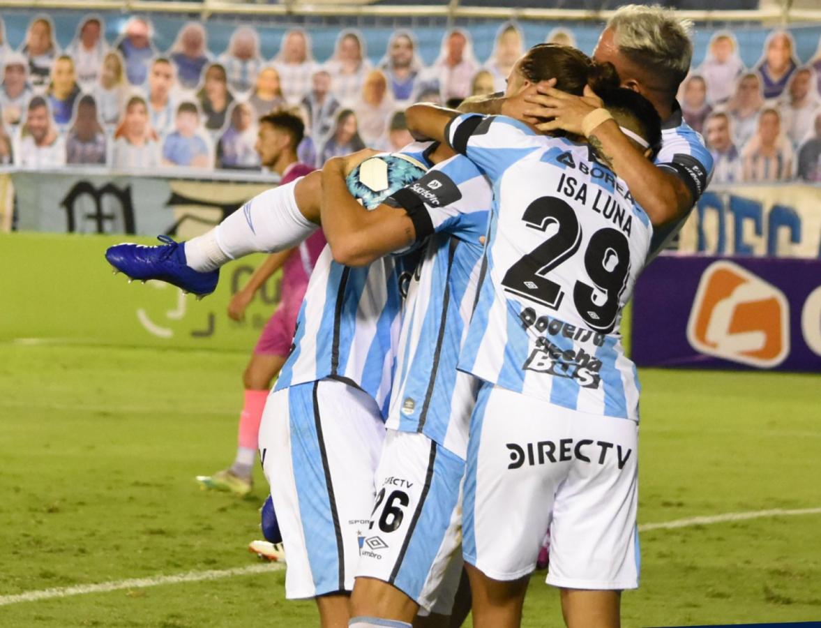 Imagen Sobra una pierna. @atoficial