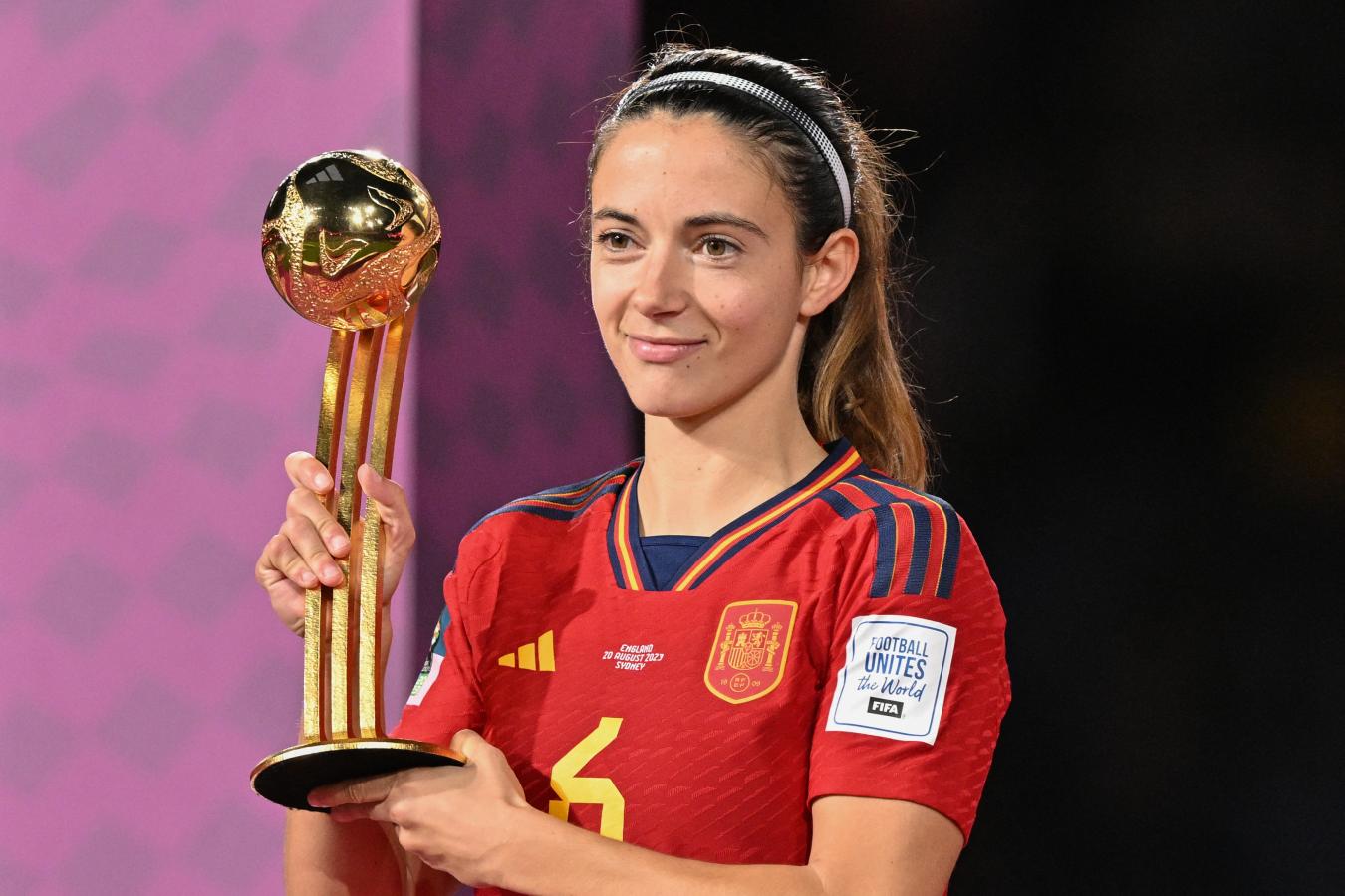 Imagen Aitana Bomatí, la española que ganó el Balón de Oro en el Mundial. IMAGEN: IZHAR KHAN / AFP