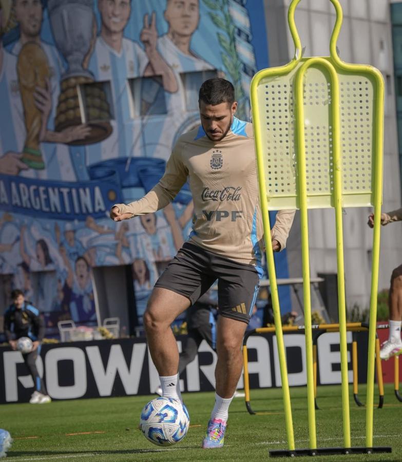 Imagen Emiliano Buendía regresará a la Selección como una alternativa en el ataque.