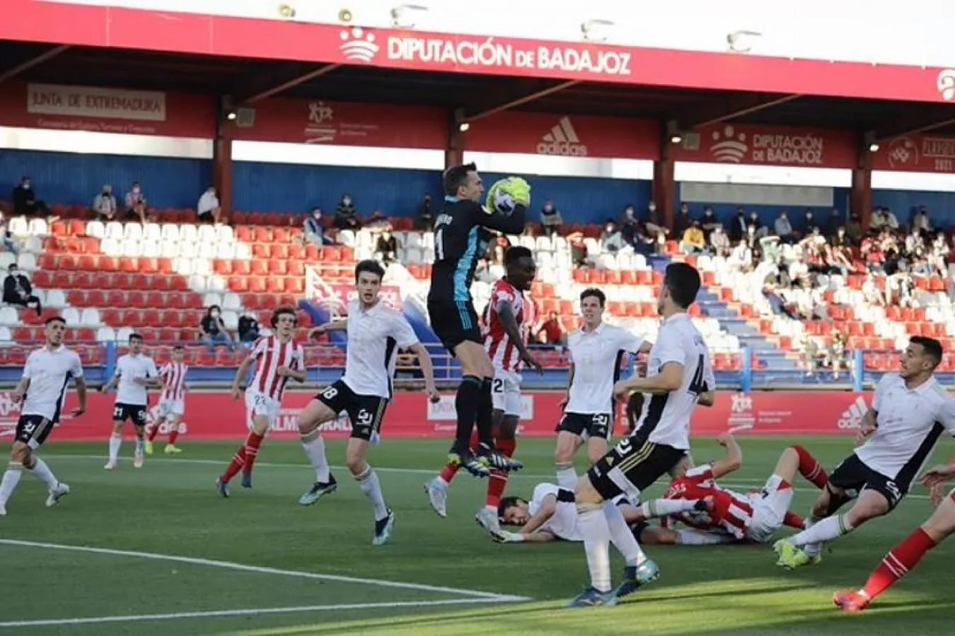 Imagen Manos seguras, valla invicta, ascenso asegurado. Marcelo Barovero fue la gran figura del Burgos.