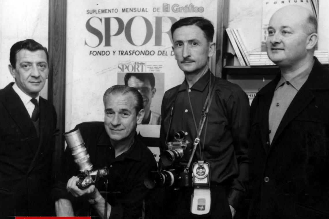 Imagen 1964. Ardizzone, Alfieri, Legarreta y Juvenal en la presentación de SPORT, un suplemento mensual de El Gráfico