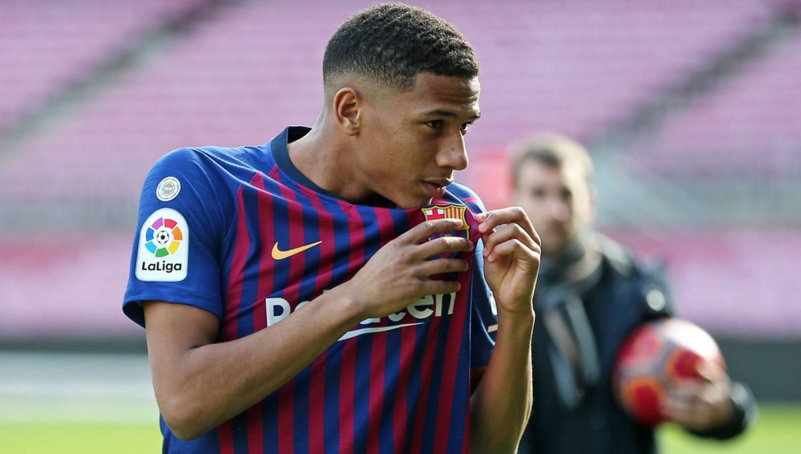 Imagen Todibo jugó apenas 6 partidos en Barcelona y se fue en 2019.