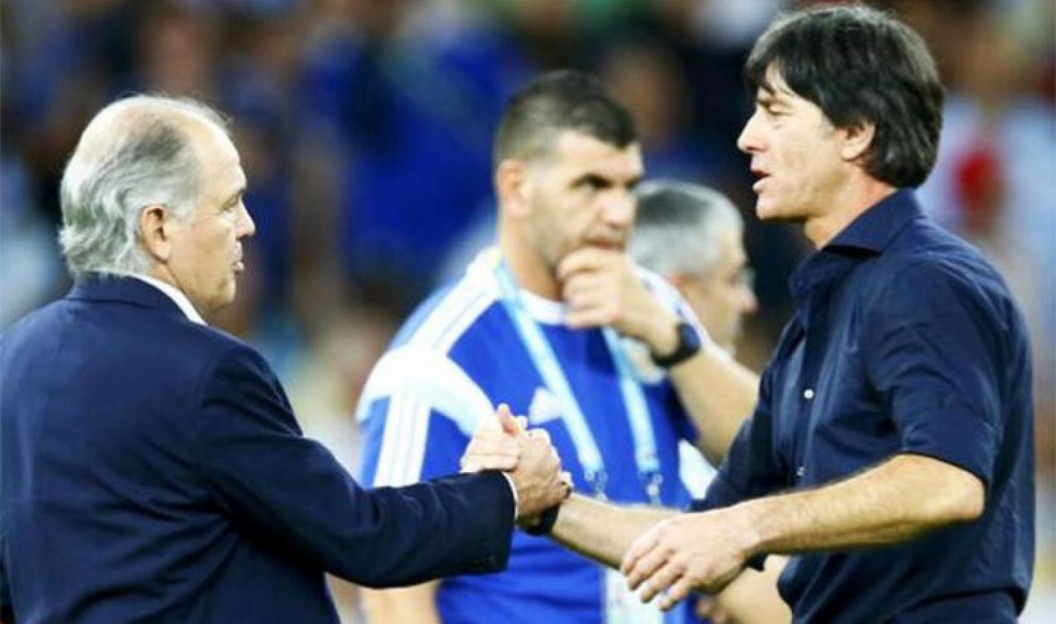 Imagen Sabella saluda a Löw al término de partido final en Brasil 2014. El técnico teutón no olvida el gesto.